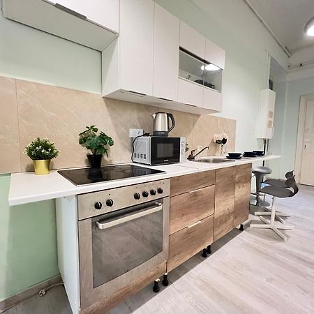 Baross Apartment With Convenience And Style Budapeste Exterior foto